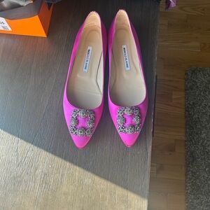 Manolo Blahnik Hangisi flats size 41